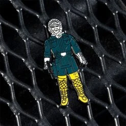 Pin Kings Star Wars Enamel Pin Badge Set 1.15 – Han Solo (Hoth Outfit) And Lando Calrissian -Just Geek Store sw kenner pin kings 1.15 3