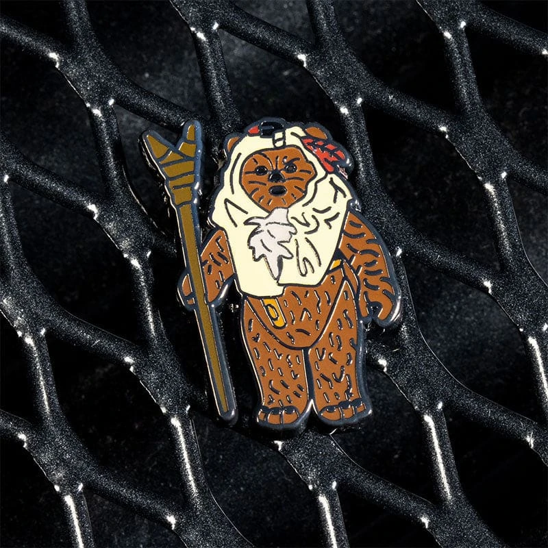 Pin Kings Star Wars Enamel Pin Badge Set 1.41 – Paploo And Luke Skywalker (in Battle Poncho) 3 Pin Kings Star Wars Enamel Pin Badge Set 1.41 – Paploo And Luke Skywalker (in Battle Poncho) - Image 3